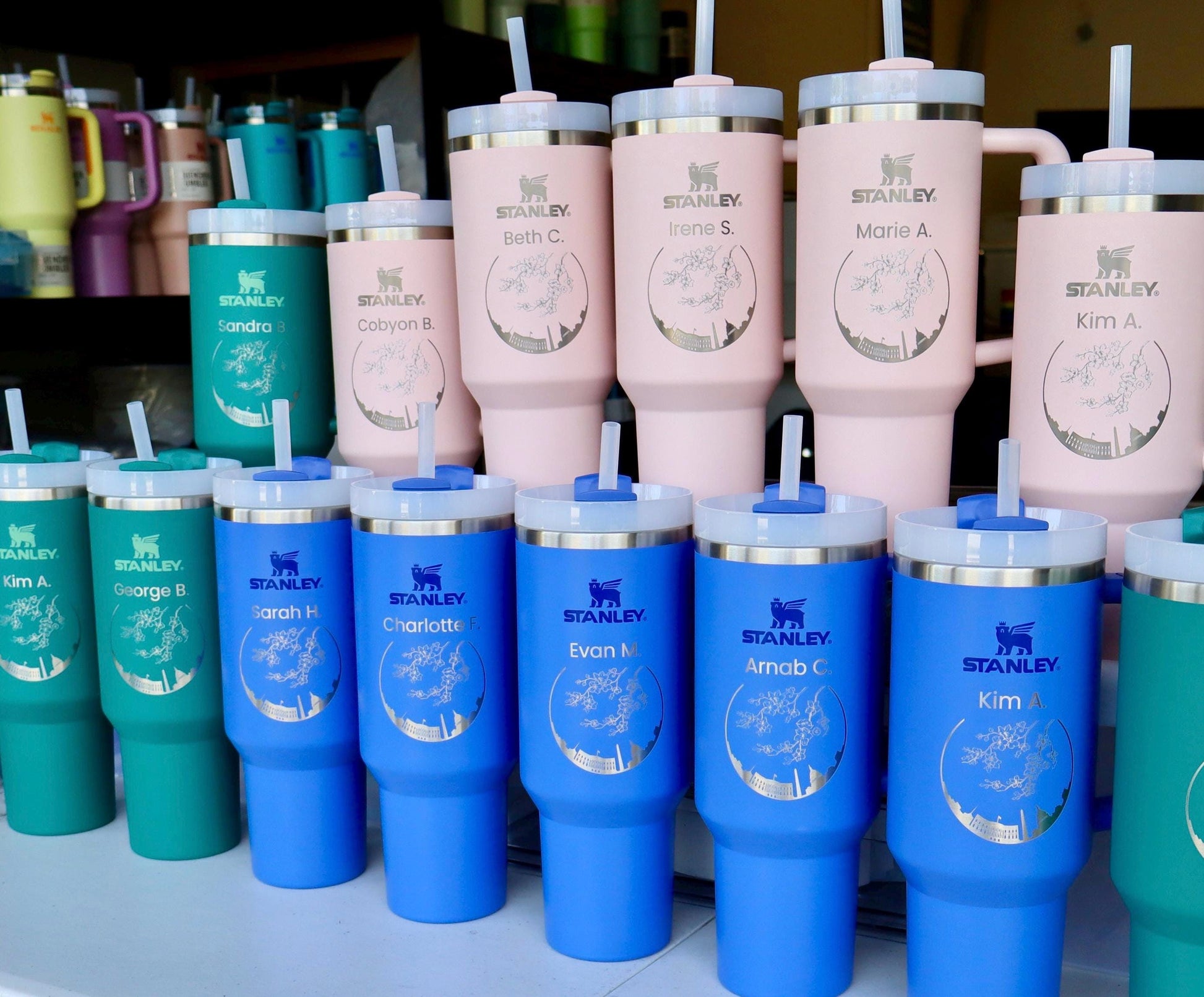 Bulk Custom Stanley’s! Perfect for corporate gifts, bachelorette trips, or your loved ones.