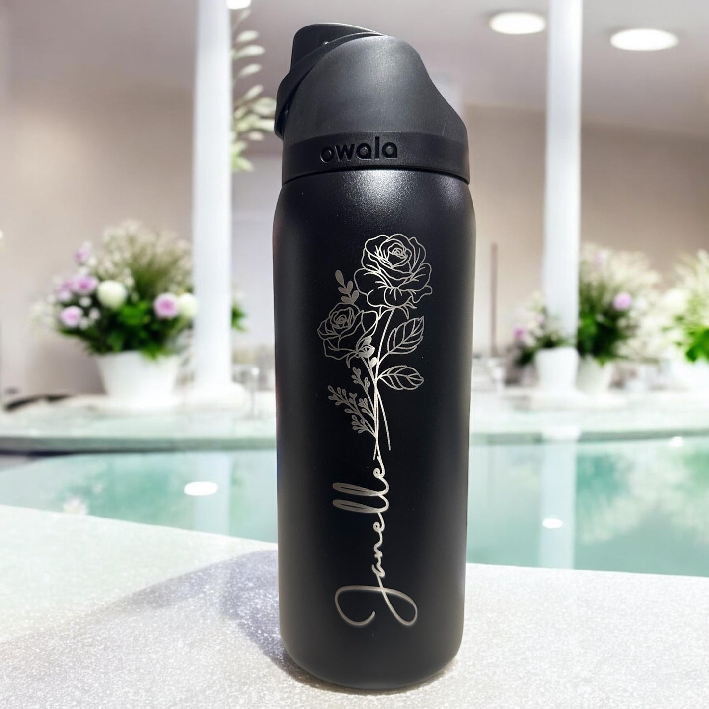 Engraved birth flower Owala FreeSip