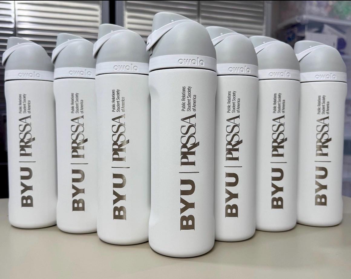 Set of custom 24 oz white owalas